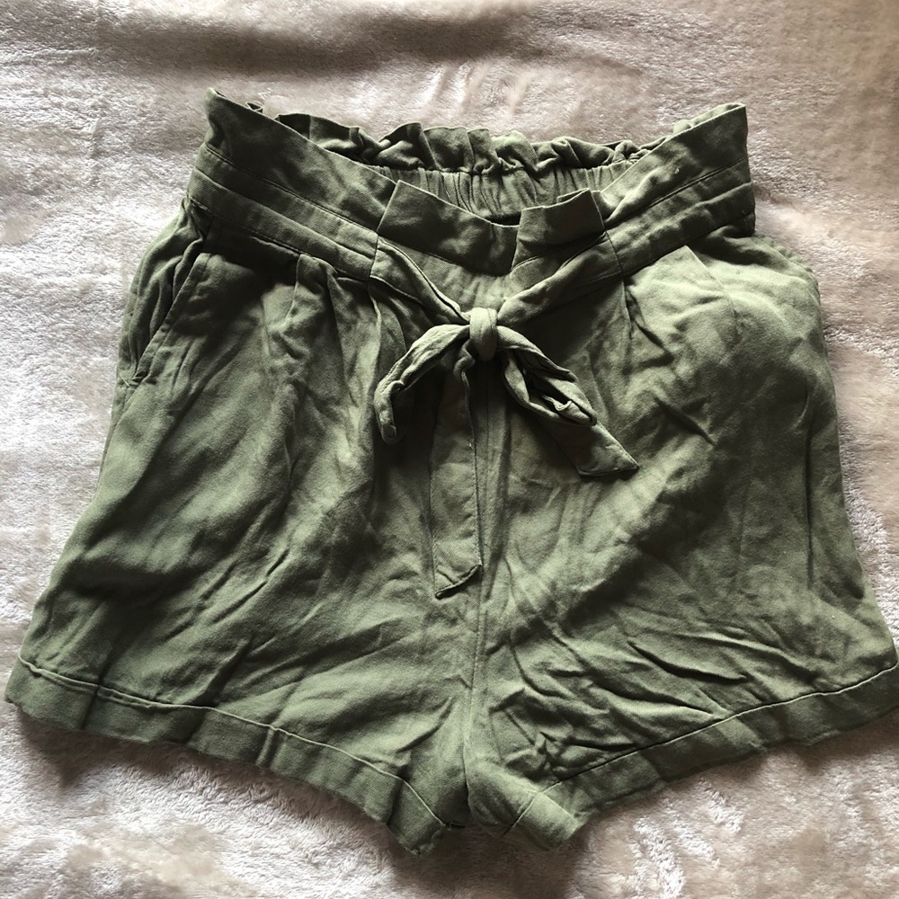 Collection pimkie olive green paperbag shorts